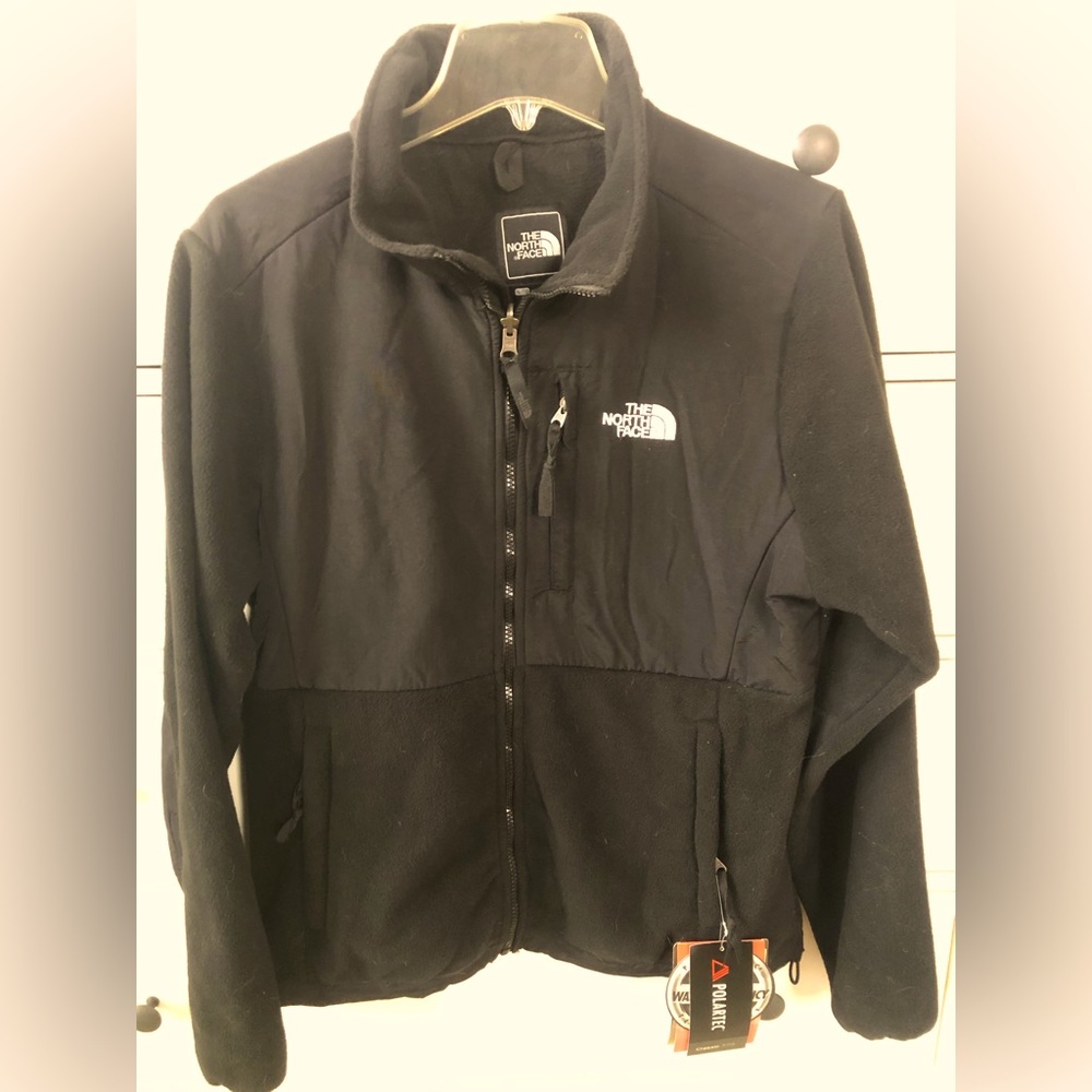 Ladies NWT The North Face jacket